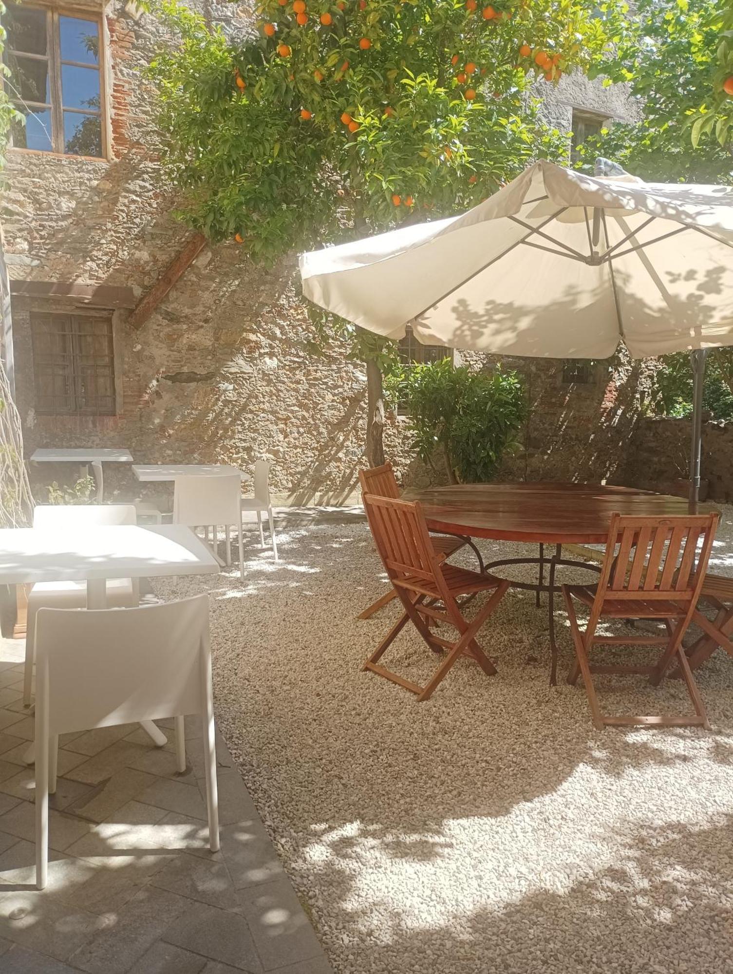 Dimora Carducci Bed & Breakfast *